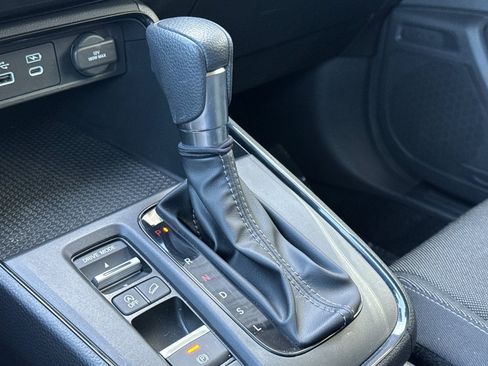 Used 2024 Honda CR-V EX image 17