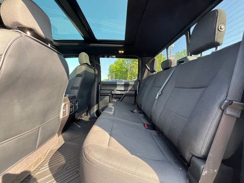 Used 2016 Ford F150 XLT w/ Equipment Group 302A Luxury AWD/4WD image 17