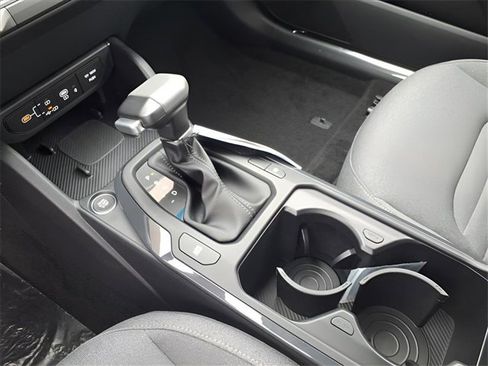 New 2025 Kia K4 EX image 11