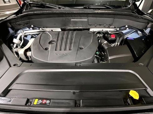 Certified 2023 Volvo XC90 B5 Core w/ Protection Package Premier image 11