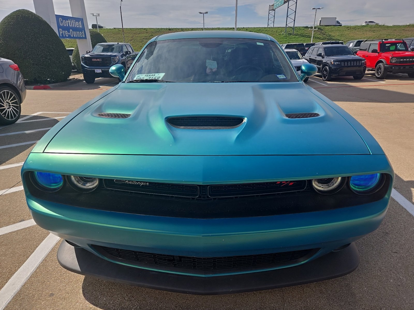 Used 2023 Dodge Challenger R/T Scat Pack RWD image 2