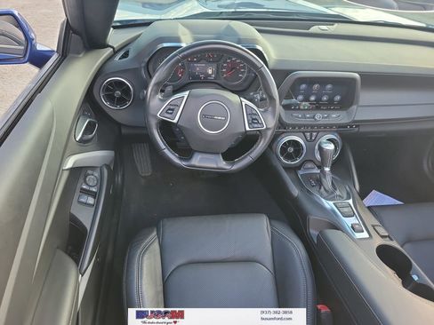 Used 2021 Chevrolet Camaro LT w/ RS Package image 8