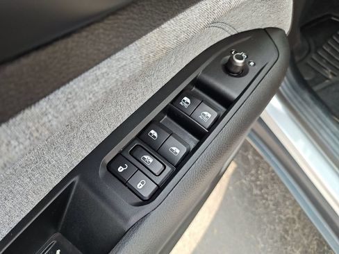 Used 2025 Jeep Compass Sport AWD/4WD image 11
