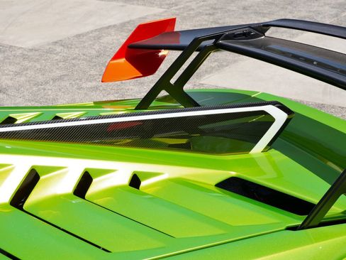 Used 2023 Lamborghini Huracan STO RWD image 13