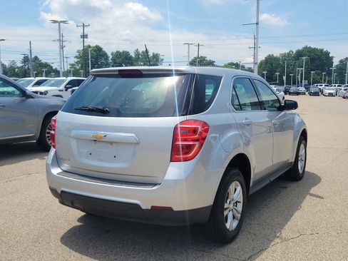 Used 2017 Chevrolet Equinox LS FWD image 4
