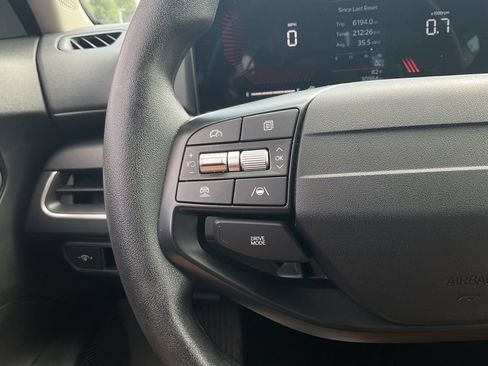 Used 2025 Kia K4 FWD image 23