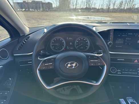 Used 2023 Hyundai Sonata SEL image 9