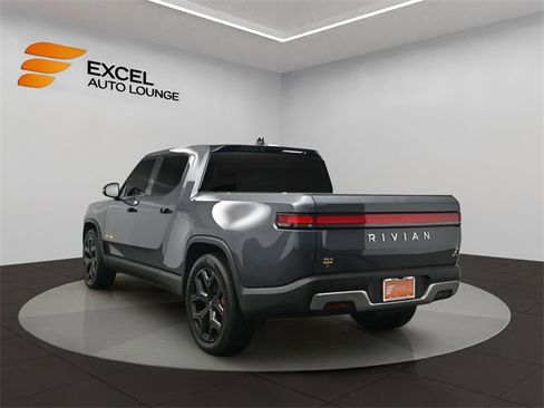 Used 2022 Rivian R1T Launch Edition image 3