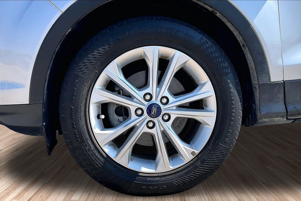 Used 2018 Ford Escape SE FWD image 8