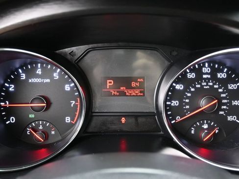 Used 2018 Kia Sedona L FWD image 20