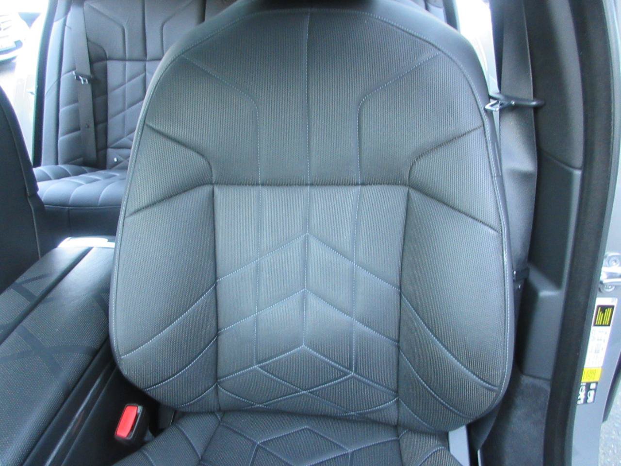 Used 2023 BMW 760i xDrive AWD/4WD image 15