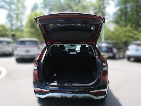 Certified 2025 Kia Sportage SX FWD image 9