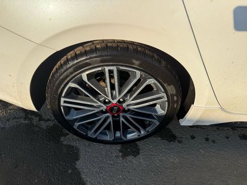 Certified 2021 Kia Forte GT image 12