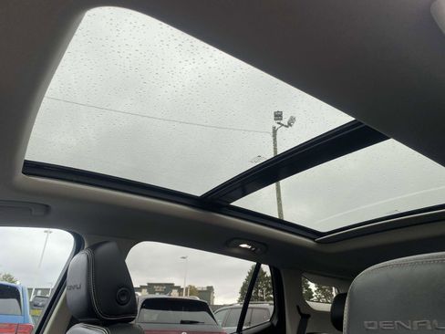 Used 2018 GMC Terrain Denali w/ Driver Alert Package II image 17