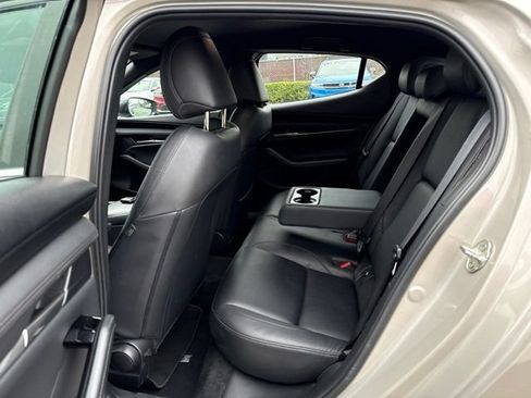 Used 2024 MAZDA MAZDA3 s FWD image 12