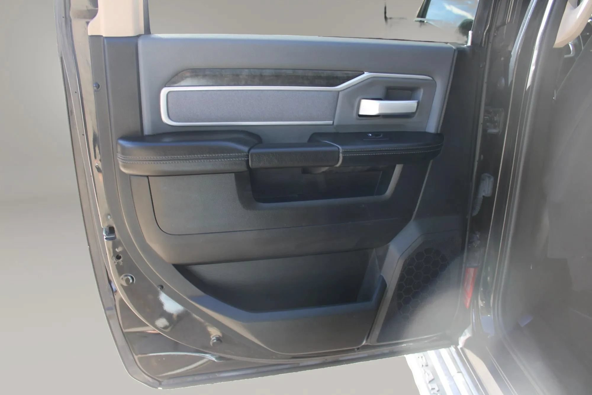 Used 2019 RAM 3500 Big Horn AWD/4WD image 18