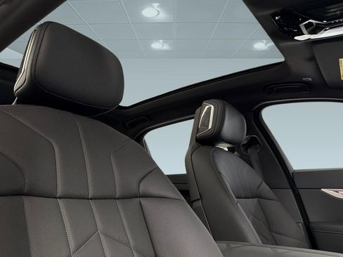 New 2025 BMW i7 eDrive50 w/ M Sport Package image 25