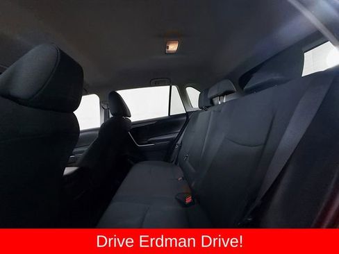Certified 2021 Toyota RAV4 LE FWD image 9