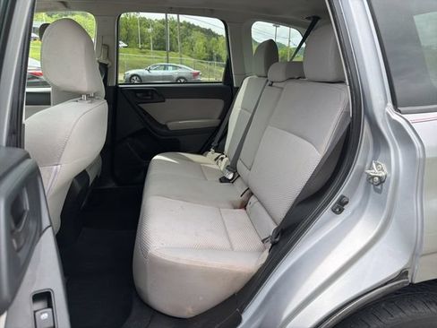 Used 2016 Subaru Forester 2.5i Premium AWD/4WD image 11