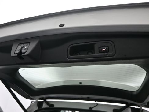 Used 2021 Honda Pilot Touring image 33