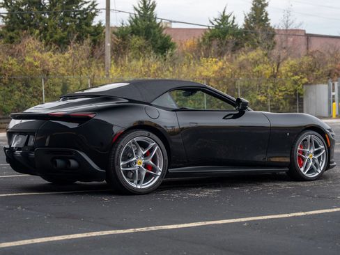 Used 2025 Ferrari Roma Spider image 4