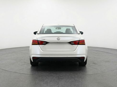 Used 2025 Nissan Altima 2.5 SV image 7