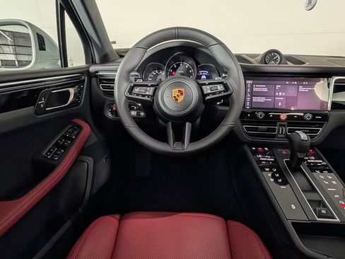 New 2026 Porsche Macan AWD/4WD image 21