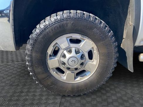 Used 2016 GMC Sierra 2500 SLE w/ Snow Plow Prep Package AWD/4WD image 31