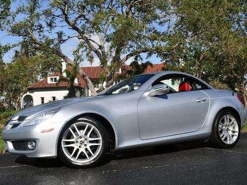 Used 2009 Mercedes-Benz SLK 300 image 21