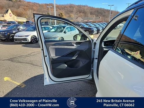 New 2026 Volkswagen Tiguan SE R-Line image 37