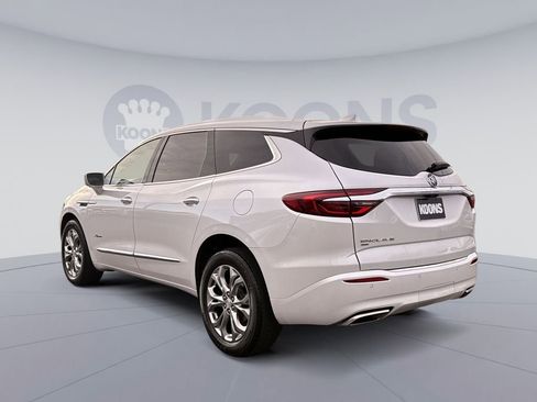 Used 2020 Buick Enclave Avenir w/ Avenir Technology Package image 4