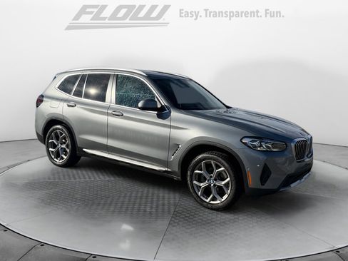 Used 2024 BMW X3 xDrive30i w/ Premium Package image 1