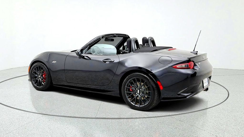 Used 2016 MAZDA MX-5 Miata Club w/ Brembo/BBS Package RWD image 7