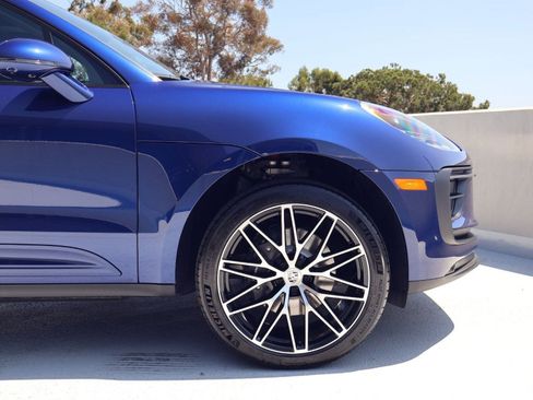 New 2026 Porsche Macan AWD/4WD image 11