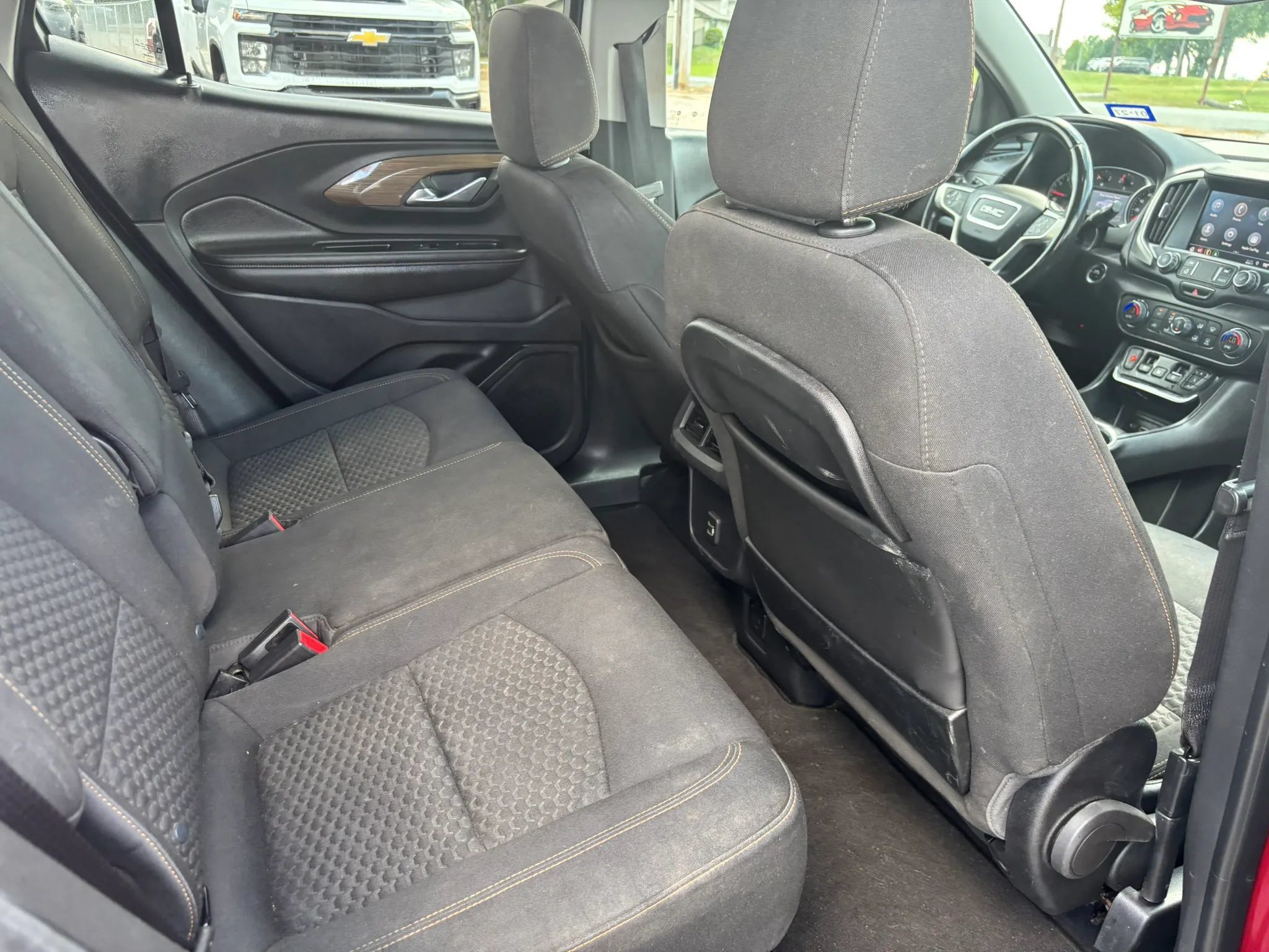 Used 2019 GMC Terrain SLE w/ Driver Convenience Package FWD image 17