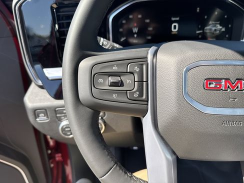 New 2026 GMC Sierra 1500 SLT image 18