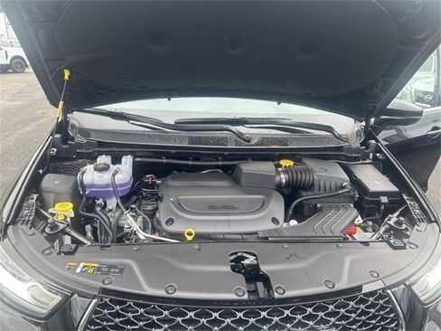 New 2025 Chrysler Pacifica Select w/ Uconnect Theater Family Group image 29