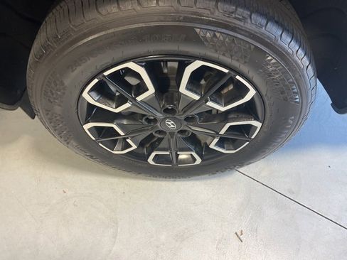 Certified 2024 Hyundai Santa Cruz SEL w/ Activity Package image 33