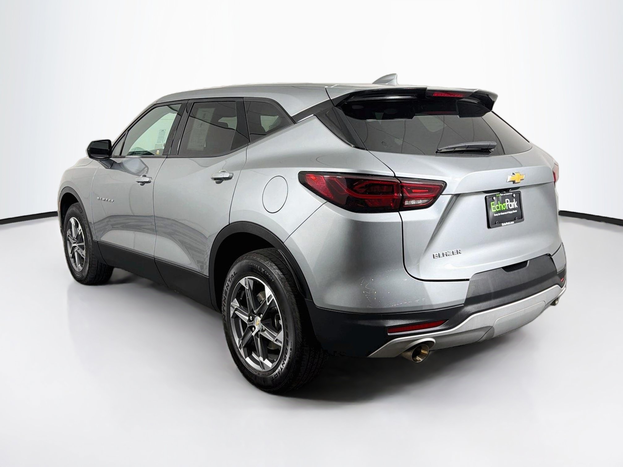 Used 2025 Chevrolet Blazer LT FWD image 5