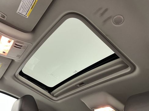 Used 2013 GMC Sierra 3500 Denali image 26