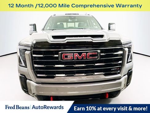Used 2025 GMC Sierra 3500 AT4 image 2