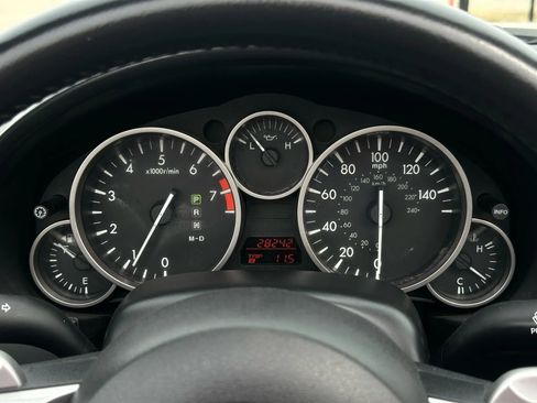 Used 2012 MAZDA MX-5 Miata Grand Touring w/ Premium Pkg image 24