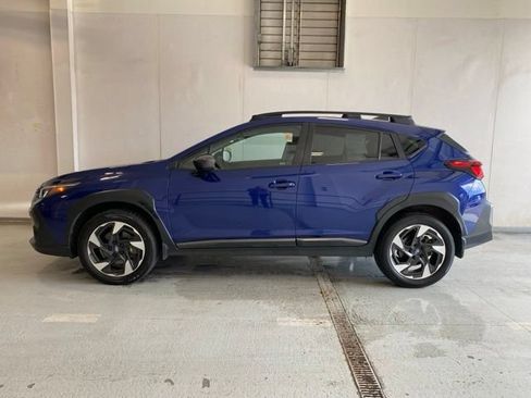 Used 2024 Subaru Crosstrek 2.5i Limited AWD/4WD image 8