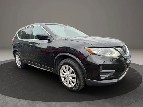Used 2020 Nissan Rogue S AWD/4WD image 2