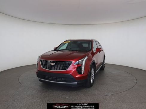 Used 2021 Cadillac XT4 Premium Luxury w/ Cold Weather Package AWD/4WD image 1