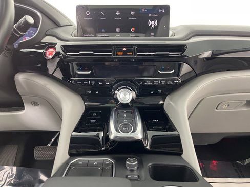 Used 2023 Acura MDX SH-AWD w/ Technology Package image 20