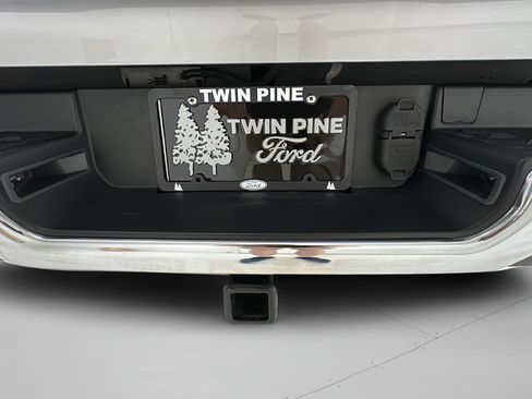 Used 2024 RAM 1500 Big Horn AWD/4WD image 9