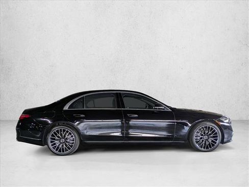 Certified 2023 Mercedes-Benz S 500 4MATIC image 4