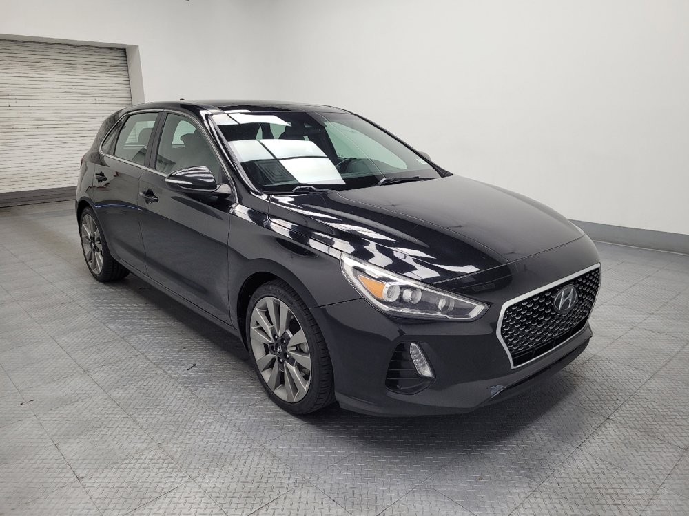 Used 2018 Hyundai Elantra GT Sport w/ Sport Tech Package 04 FWD image 11