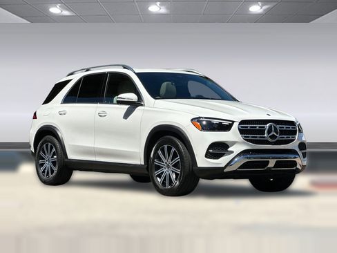 Used 2025 Mercedes-Benz GLE 450 4MATIC image 6